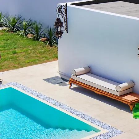 Alti Vista Mare E Piscina Privata *