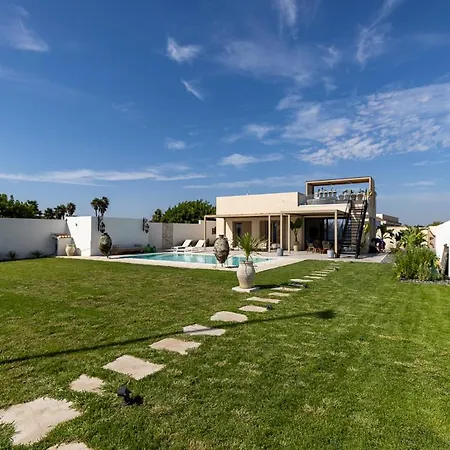 Villa Alti Vista Mare E Piscina Privata