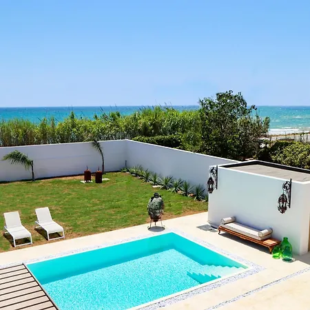 Alti Vista Mare E Piscina Privata Villa