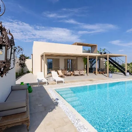 ヴィラ Alti Vista Mare E Piscina Privata