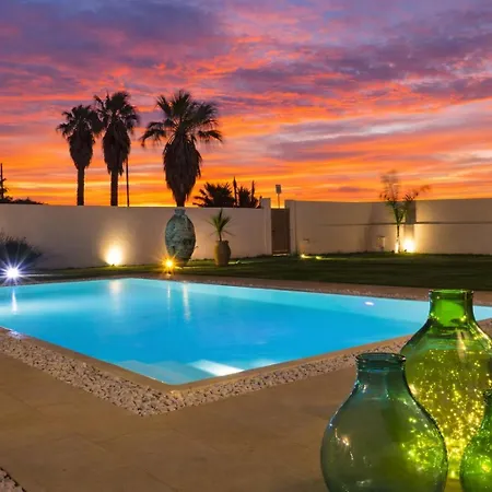 ヴィラ Alti Vista Mare E Piscina Privata